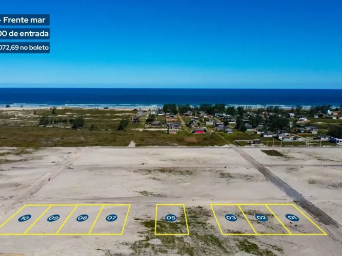 Terreno parcelado a 400 metros do mar no Loteamento Belmar - Balneário Arroio do Silva