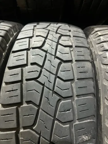 Pneu 205/60/15 P.S ATR  85 % Vida Util