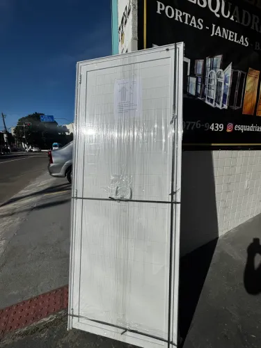 Portas de alumínio branco lambril lisa 60cm, 70cm ou 80cm - Direto da Fábrica!