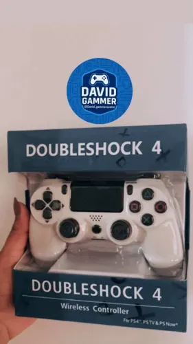 CONTROLE 1° LINHA PS4 NOVO. CORES A SUA ESCOLHA
