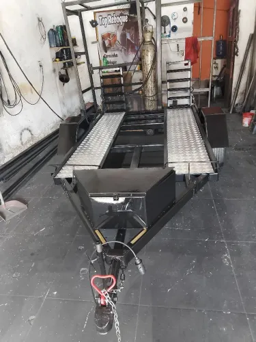 Carrocinha de quadriciclo 