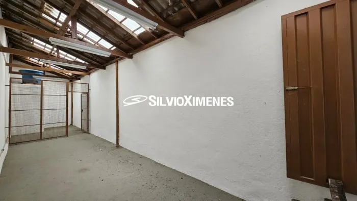 Comercial  Loja no Barro Preto com 35,00 (M²), quartos e vagas para Aluguel