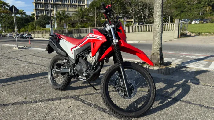 Honda XR300L Tornado 2024/2025 Zero, Único Dono, 5600 km