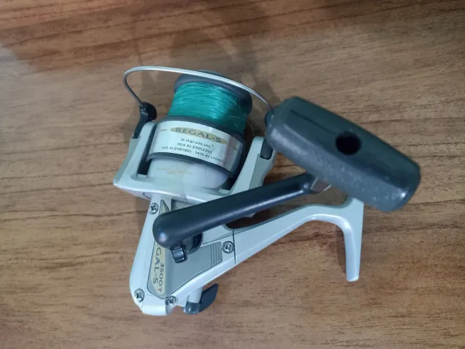 Molinete de pesca Daiwa Regal-S 3500T Japão