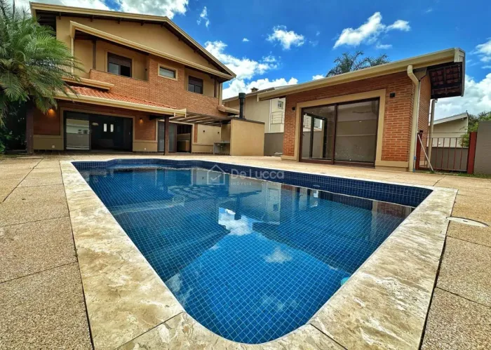 CASA NO BARÃO DO CAFÉ COM 4 SUITES, PISCINA E ESCRITÓRIO