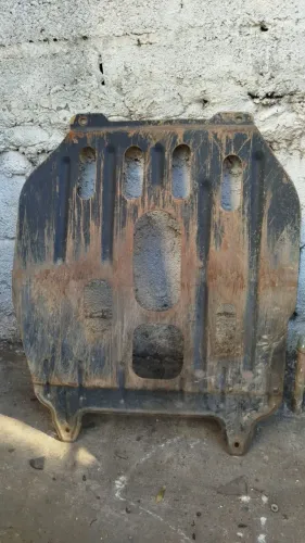 Peito de aço Corsa 