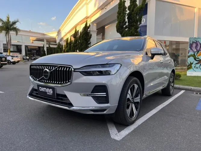 Volvo XC-60 T-8 Plus 2.0 AWD (híbrido) 2023