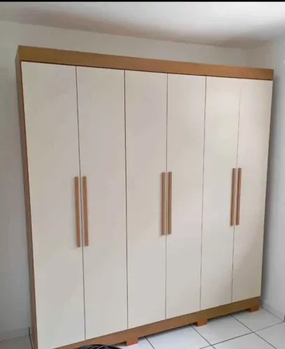 Guarda-Roupas 6 Portas 100%MDF- Novo