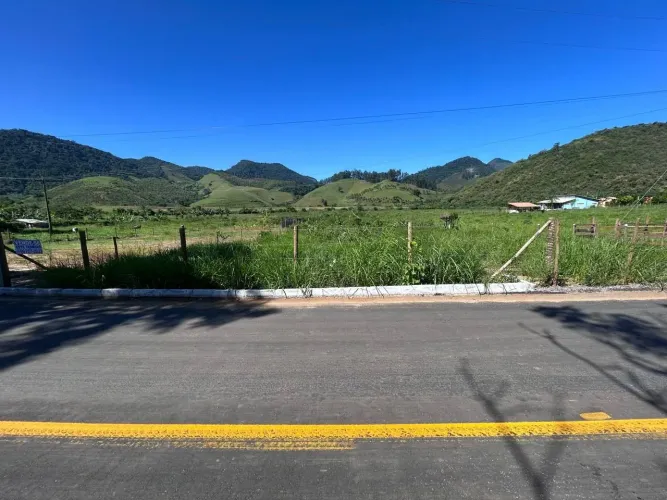 Terreno de  4mil m² em Guarapari, Financio .