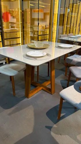 Mesa de Jantar com 6 cadeiras 1.60x90