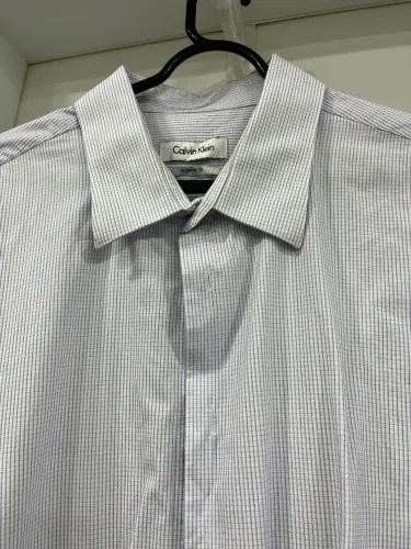Camisa Calvin Klein cinza tamanho 17 1/2