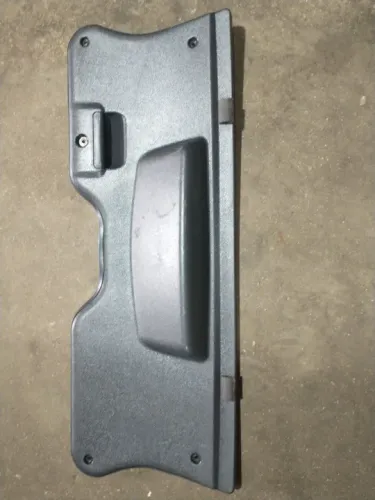 Moldura tampa traseira Fiat Palio fire 2003