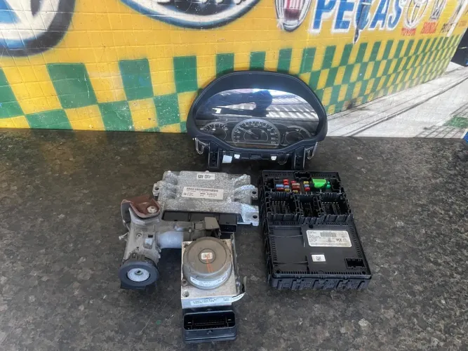 Kit code injeção Ford ka 1.0 2020 sem chave e sem cx de fusível externa j7b5-12a650-ava