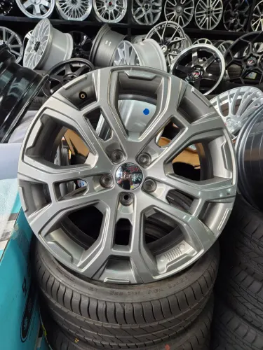Jogo de rodas jeep renegade longitude aro 18 5x110 originais