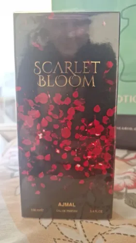 Perfume Scarlet Bloom Ajmal 100ml