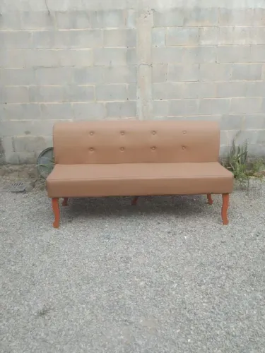 ? RECAMIER COM ENCOSTO - 150x45 - CORAÇÕES MARROM ?