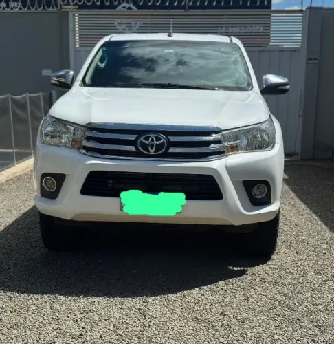 Toyota Hilux CD 4X4 2.8 Diesel Mec. 2017