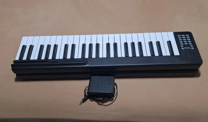 Piano Digital teclado clássico 88 teclas