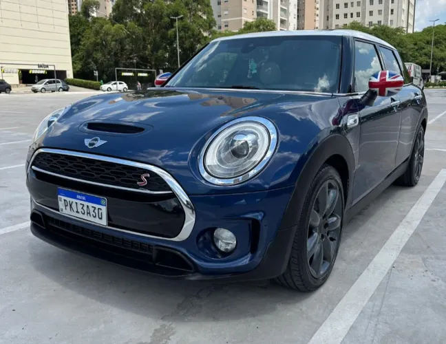 Mini cooper S  clubmam 4 portas baixo km