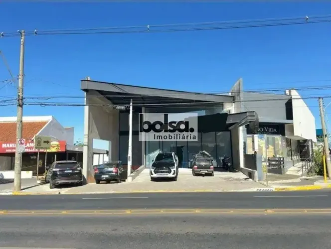 PRÉDIO COMERCIAL NA AVENIDA NOSSA SENHORA DE FÁTIMA ! !