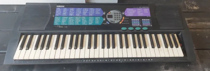 Carcaça Teclado Yamaha PSR 185 ler descrição instrumento musical antigo antiguidade