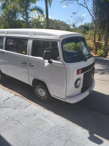 Volkswagen Kombi Standard 1.4 MI Total Flex 8V 2010