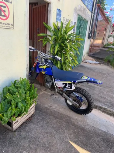 Vende-se xr boa de trilha