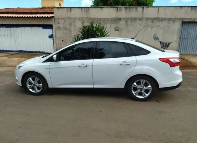 Ford Focus Sedan 2.0 16v/2.0 16V Flex 4P Aut. 2014