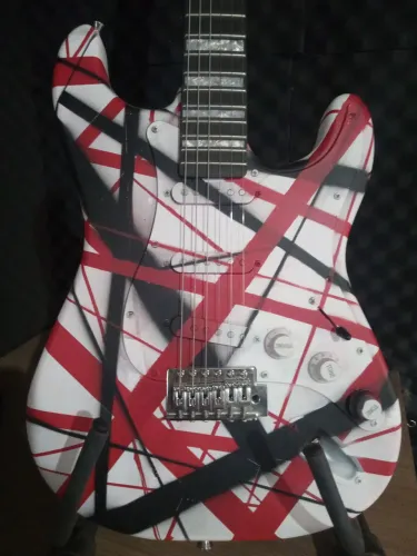guitarra stratocaster