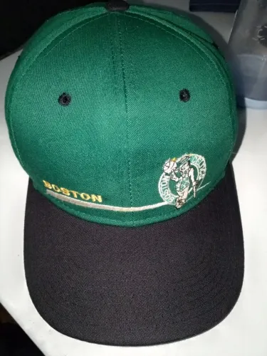Boné vintage anos 90 Boston Celtics