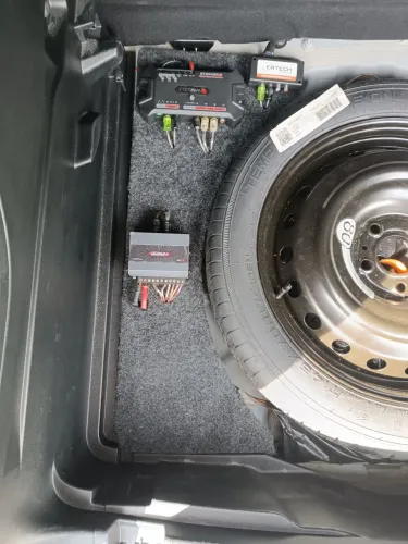 Som jeep Fiat Dodge, módulo soundigital sd400 crossover  Stetsom conversor RCA eatech