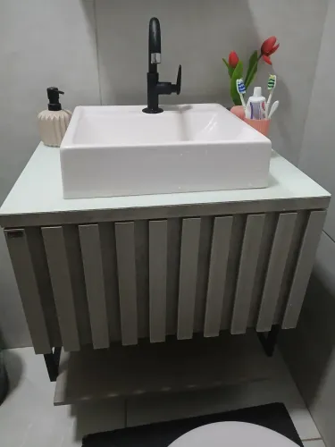Gabinete de banheiro Completo