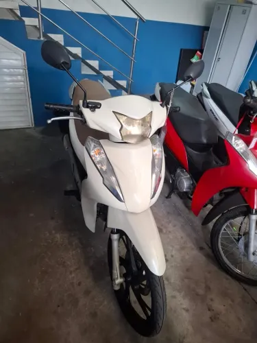 Honda biz 2021 EX 125cc (shalom veículos)