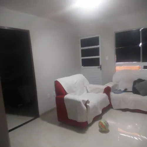 Vende-se casa no Jarbas Oiticica 