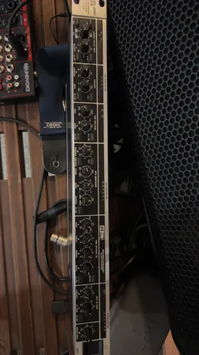 Pré Amp Microfone BEHRINGER Ultra Voice Digital VX2496