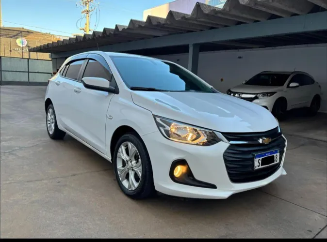 Chevrolet Onix HATCH LT 1.0 12V TB FLEX MEC. 4P 2024
