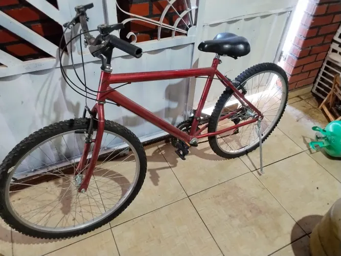 Vende se bicicleta 