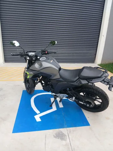 Fazer 250