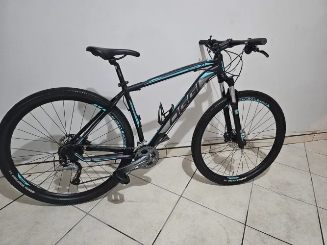bicicleta OGGI 7.1 aro 29