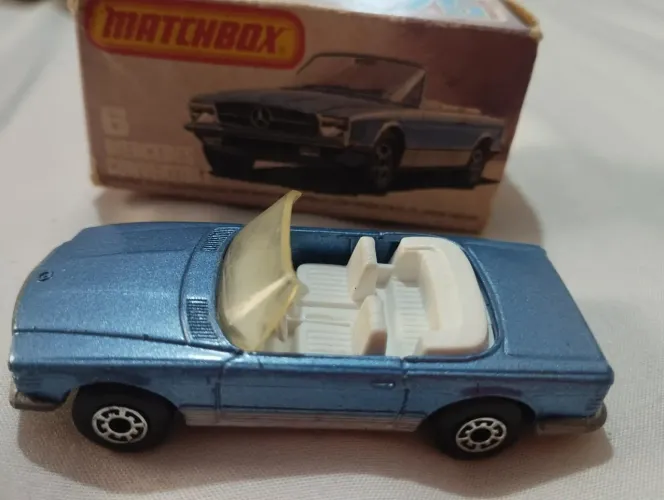 Matchbox mercedes conversível