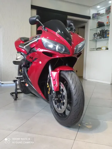 Yamaha R1