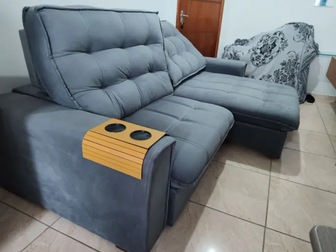 Sofá retrátil <br>2,50 por 1<br>Ótimo estado, pouco uso.<br>