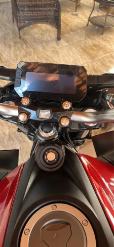 CB 300 f Twister