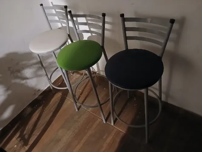 Banquetas / cadeira alta para balcão