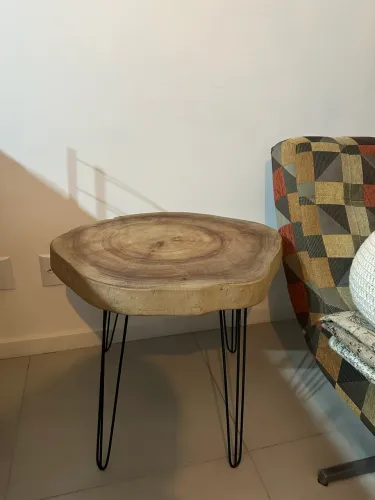 Mesa de centro de madeira