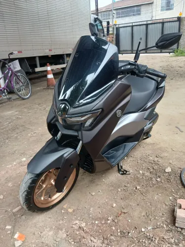 Nmax conected 2025