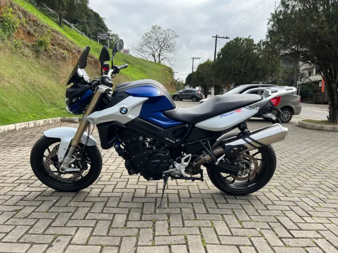 F800R, apenas 20 mil kms rodados!