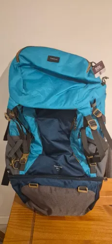 Mochila Forclaz/Decathlon Escape 50L - NOVA, NUNCA USADA