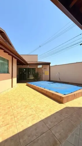 Casa à venda - Bairro Jardim Tropical - Cerqueira César/SP