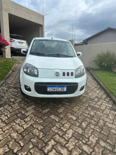 Fiat Uno Sporting 1.4 EVO Fire Flex 8V 2P 2012